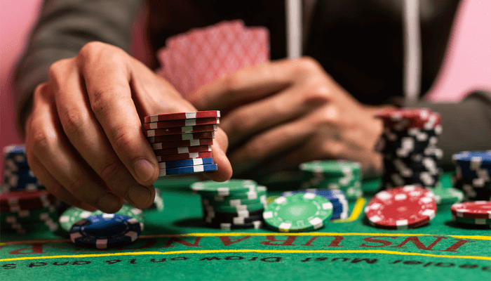 Online Gambling Habit: The Relationship Between Web Playing And Disordered Gambling